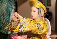 hầu đồng l&agrave; g&igrave;